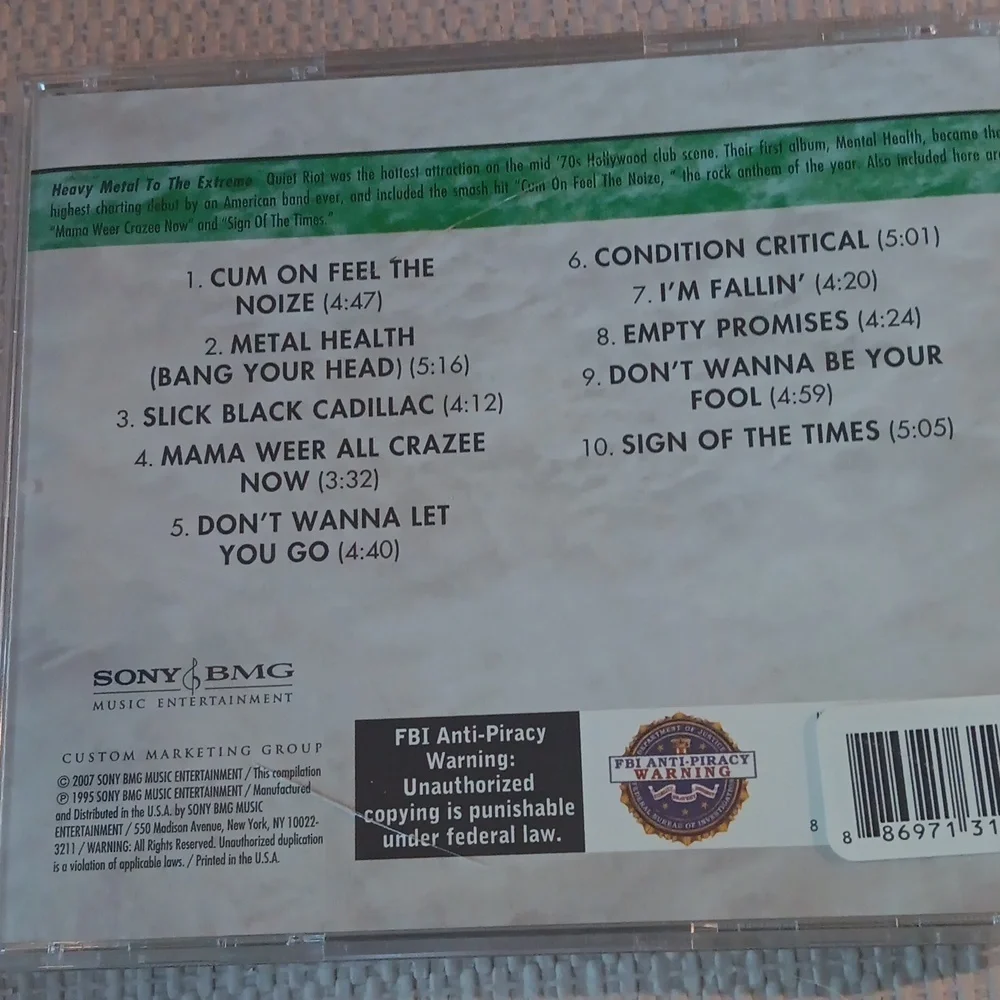 Quiet riot CD